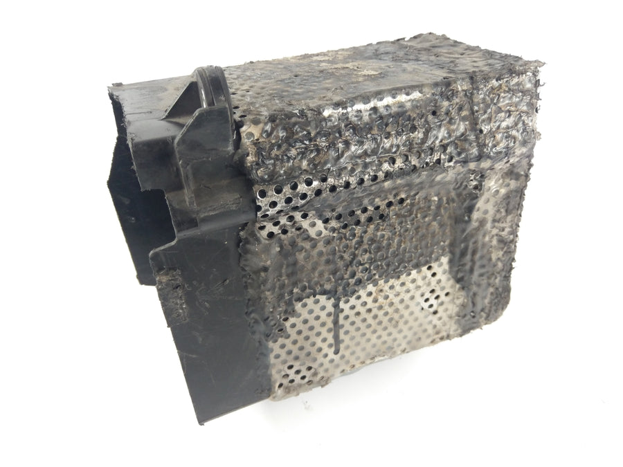 Yamaha XV 1100 - battery box
