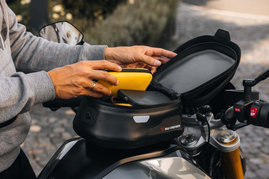 [SW-MOTECH] - PRO Micro WP tank bag 4 l