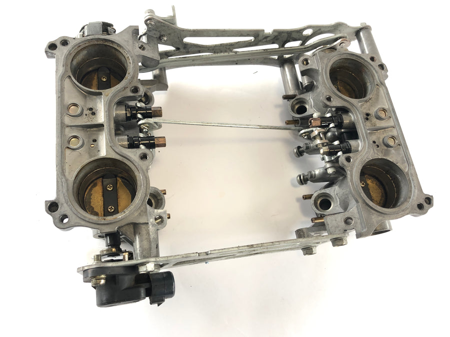 Honda VFR 800 RC46 [2005] - Throttle bodies