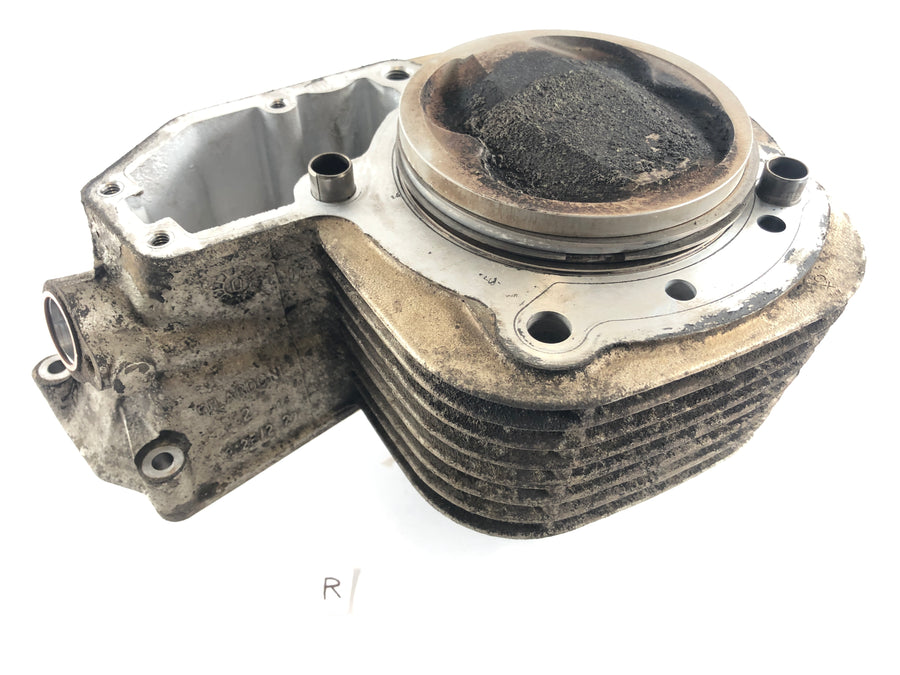 BMW R 1150 RT [2003] - Cylinder with piston right