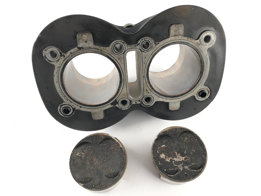 Triumph Bonneville 908MD [2001] - Cylinder with piston
