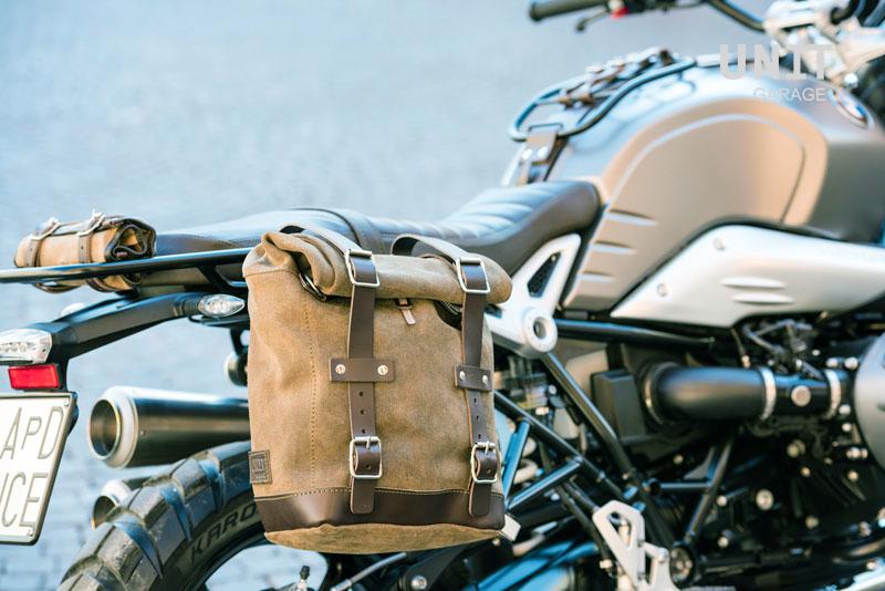 BMW R nineT 1200 Scrambler [2016-2023] - 22L-30L Scram Satteltasche aus Spaltleder + Rahmen der Serie