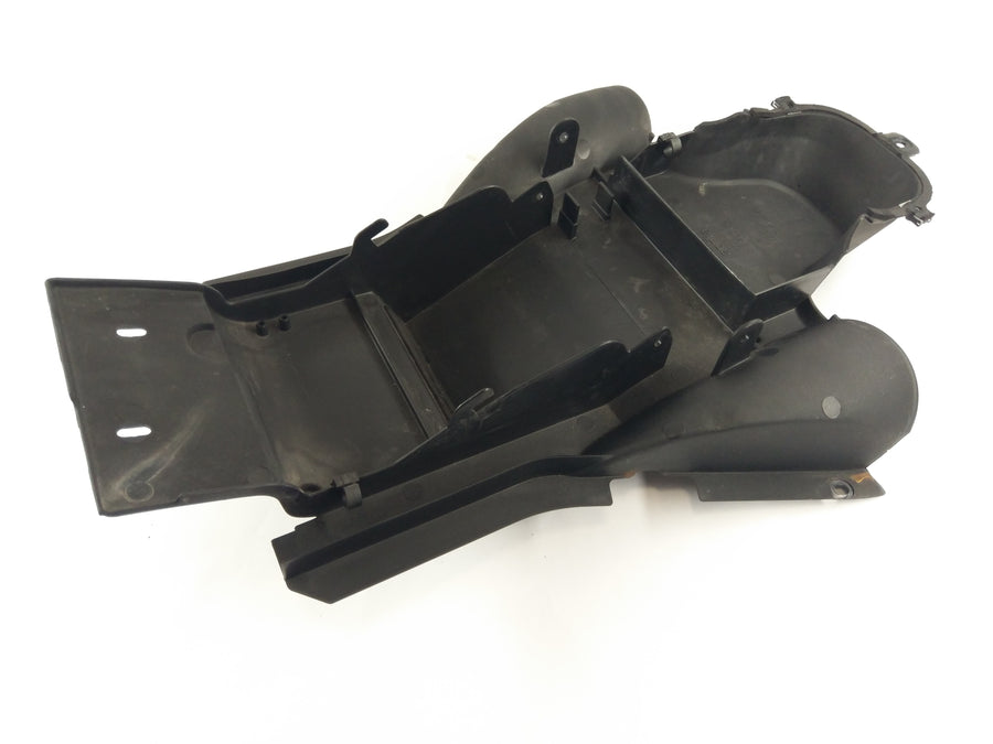 Aprilia RST 1000 Futura [2004] - rear underground rear inside cladding