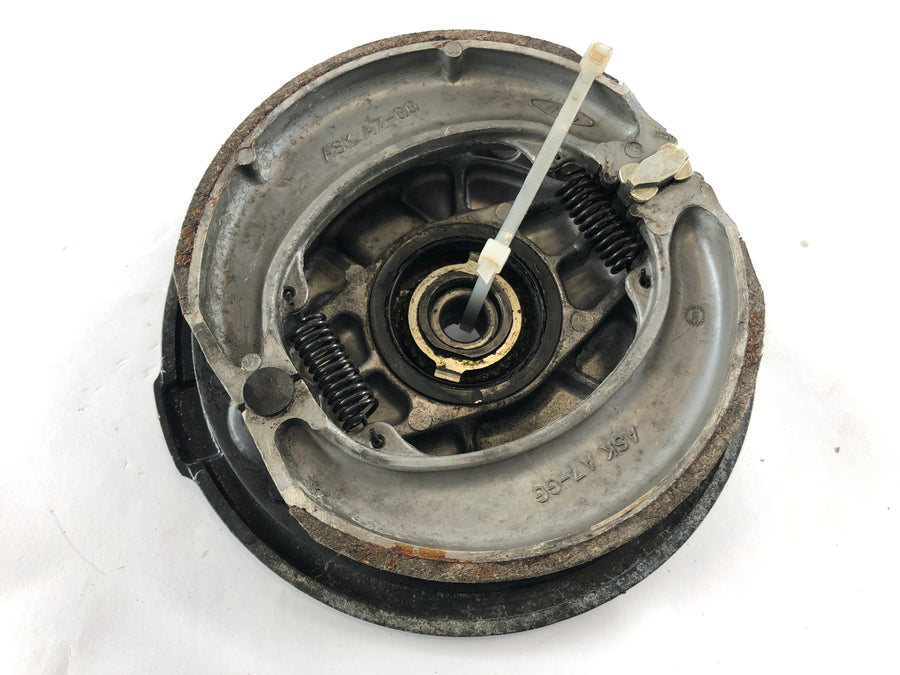 Honda XL 500 S PD01 [1982] - Brake drum brake anchor plate brake plate front