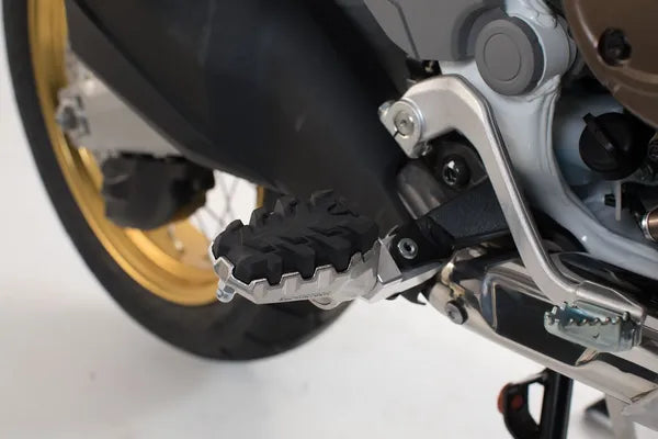 Honda VFR 1200 XD Crosstourer DCT [2013-2020] - Evolution footrest - picture 1