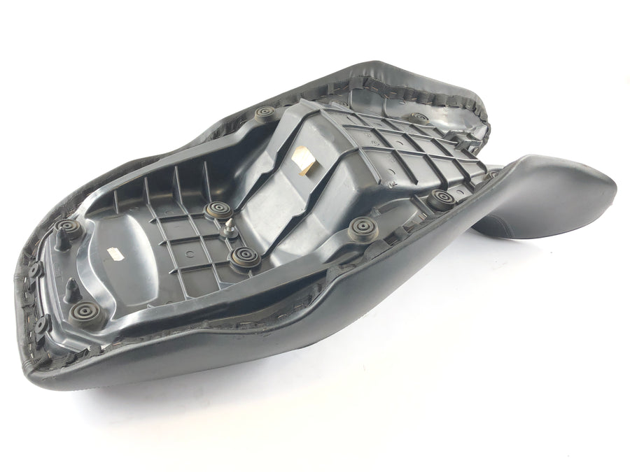 Moto Guzzi Norge 1200 LP [2006] - Seat