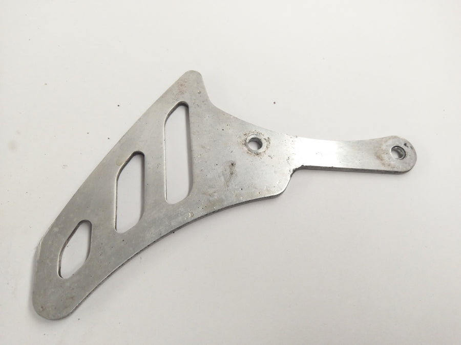 Triumph Speed ​​Triple T509 885i [1998] - Chain guard