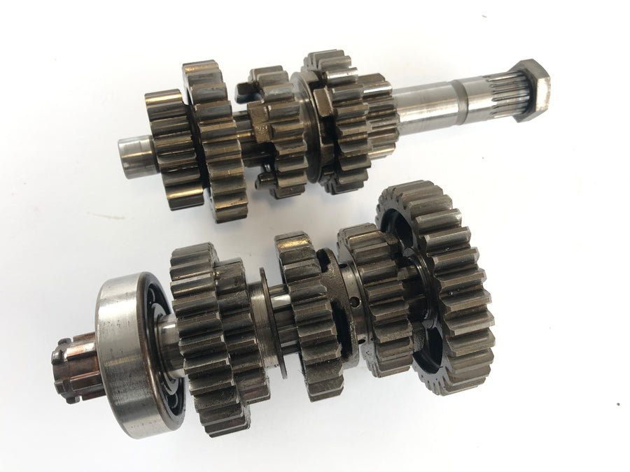 Suzuki DR 750 S SR41B [1988] - Gearbox