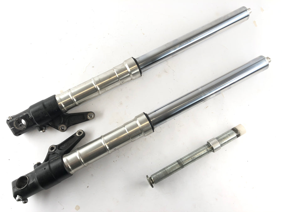 Triumph Speed ​​Triple T509 [1997] - Fork Telescopic fork with axle