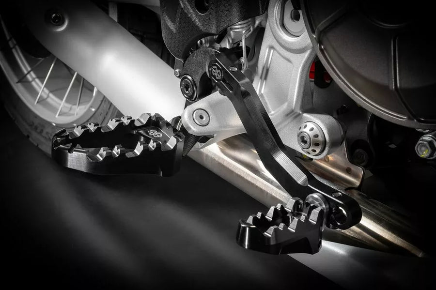 BMW R 1200 GS [Gilles Tooling]-Pro-X Enduro footrest