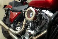 Harley-Davidson FLHLT 1923 Street Glide 3 Limited 117 [2026] - BA Luftfilterkit – Oberfläche: Verchromt, Rot, Klar – Bild 6