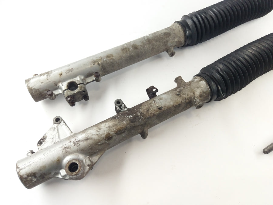 Honda XRV 650 African Twin RD03 [1989] - Telescopic fork with axle