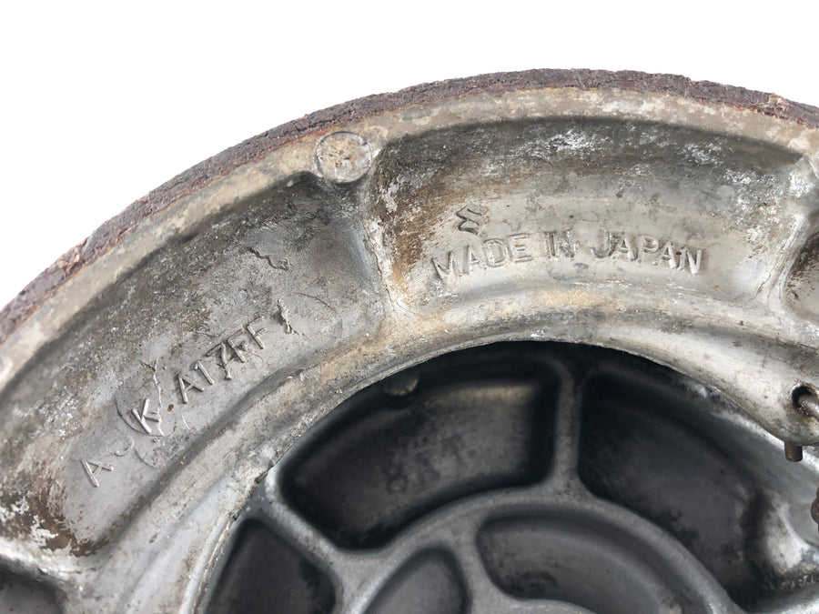 Suzuki LS 650 NP41B [1990] - Wheel hub cover brake drum rear