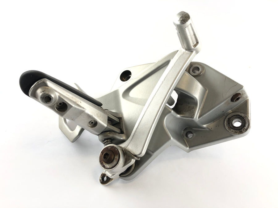BMW F 800 ST [2006] - Footrest system right with brake pedal