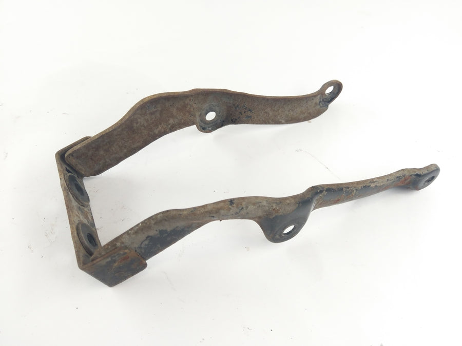 Suzuki GT 250 X7 [1979] - Rear fender bracket