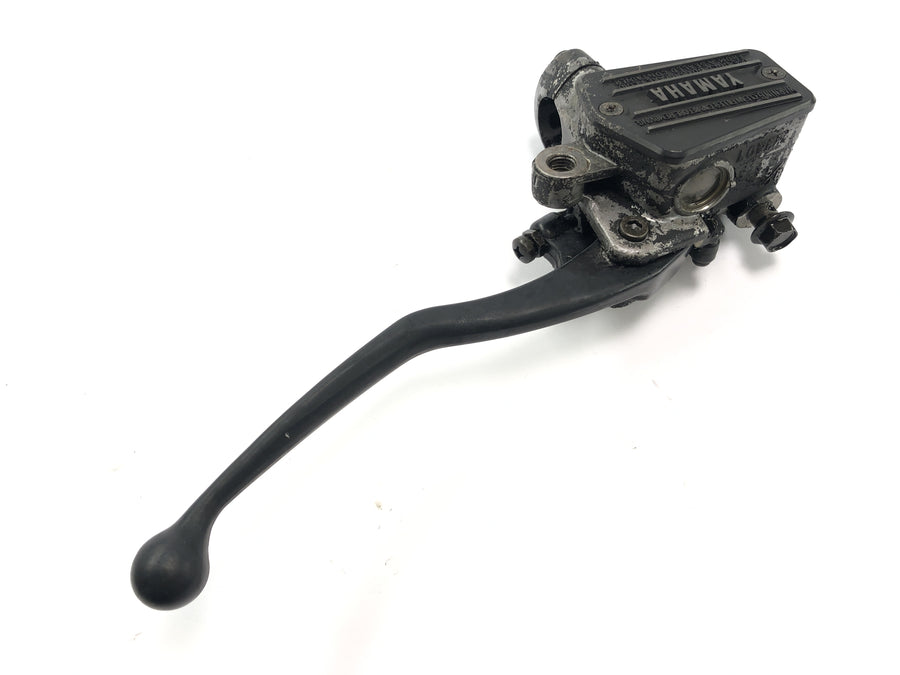Yamaha FJ 1100 47E [1985] - Handbrake pump brake lever at the front right brake cylinder handbrake