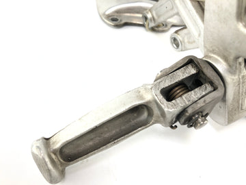 Triumph Daytona 955i T595 [1999] - Driver's footrest right with brake pedal - 0