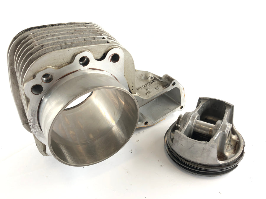 BMW R 1100 GS [1990] - Cylinder and piston left