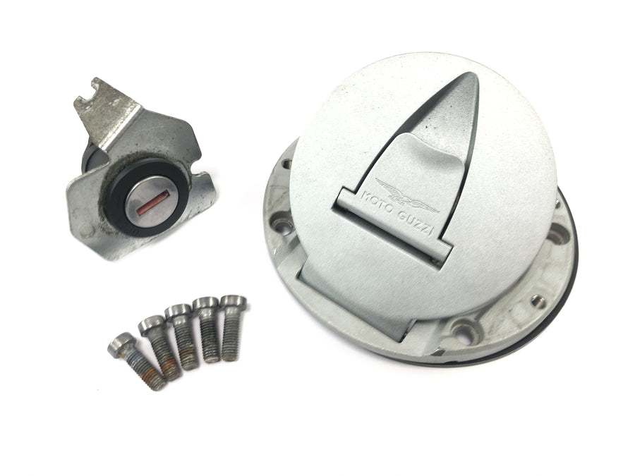 Moto Guzzi Stelvio 1200 8V [2016] - Ignition lock with fork bridge at the top immobilizer tank cap lock cockpit 70857 km