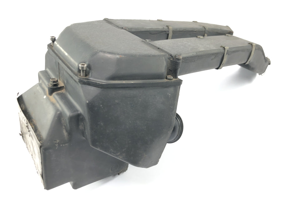 Kawasaki GPZ 1000 RX ZXT00A [1986] - Air filter box air filter housing airbox
