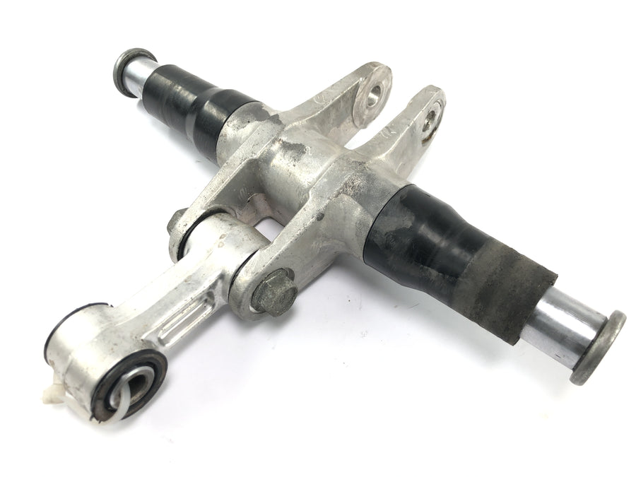 Kawasaki GPZ 1000 RX [1987] - Suspension strut linkage lever