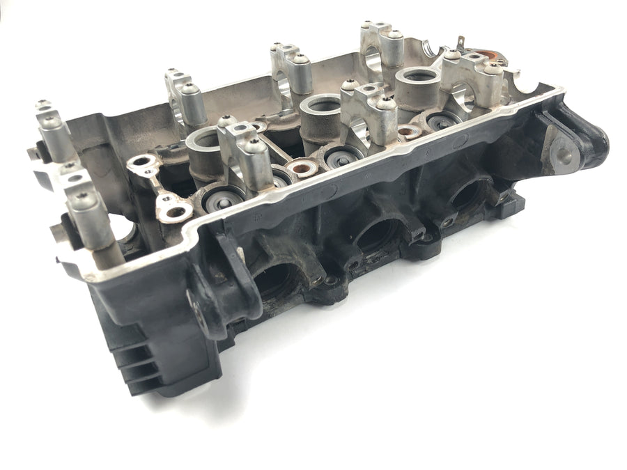 Triumph Tiger 900 T400 [1998] - Cylinder head valve head engine cylinder head