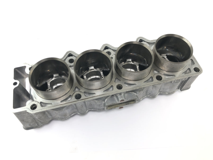 Kawasaki ZXR 400 ZX400L [1992] - cylinder block cylinder with piston