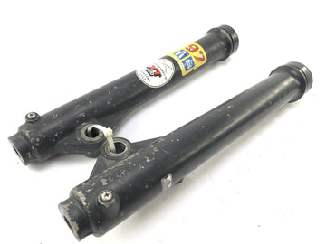 Yamaha XT 500 1U6 [1981] - Fork stanchions left and right