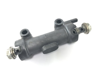 Kawasaki ZXR 400 ZX400L [1992] - Brake line distributor brake force distributor at the front