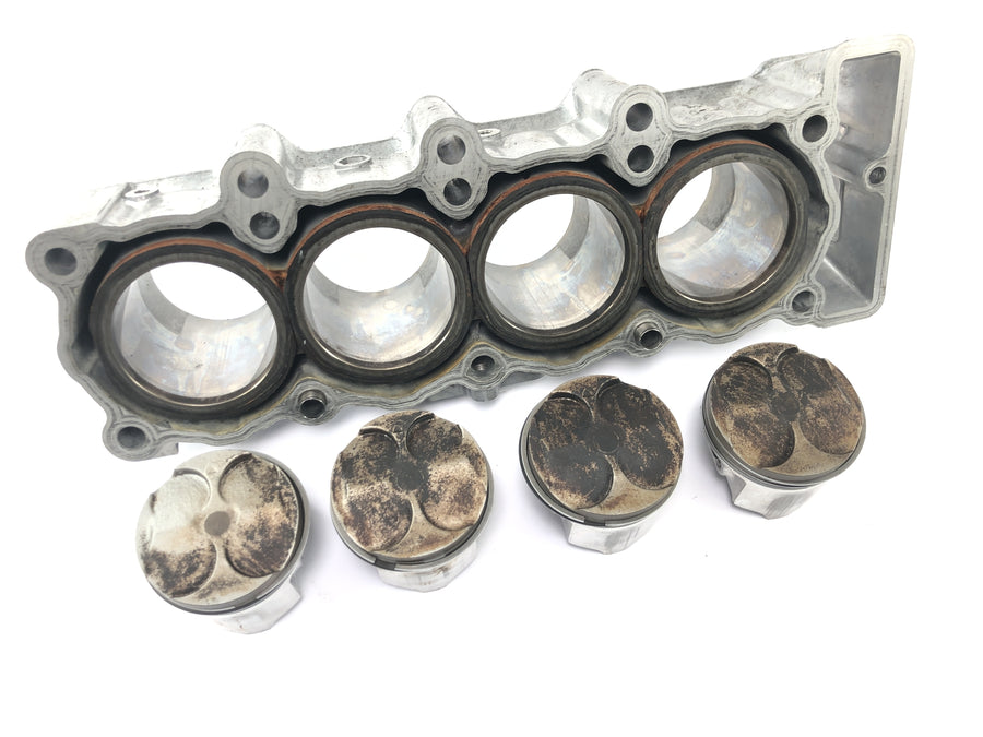 Kawasaki ZXR 400 ZX400L [1992] - cylinder block cylinder with piston
