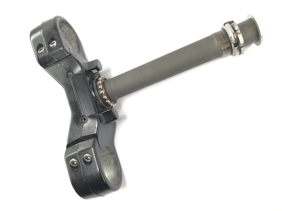 Moto Guzzi Stelvio 1200 4V [2009] - fork bridge above