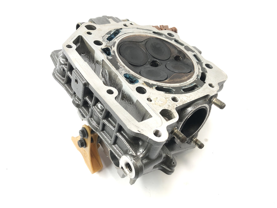 Aprilia RST 1000 Futura [2002] - cylinder head in front