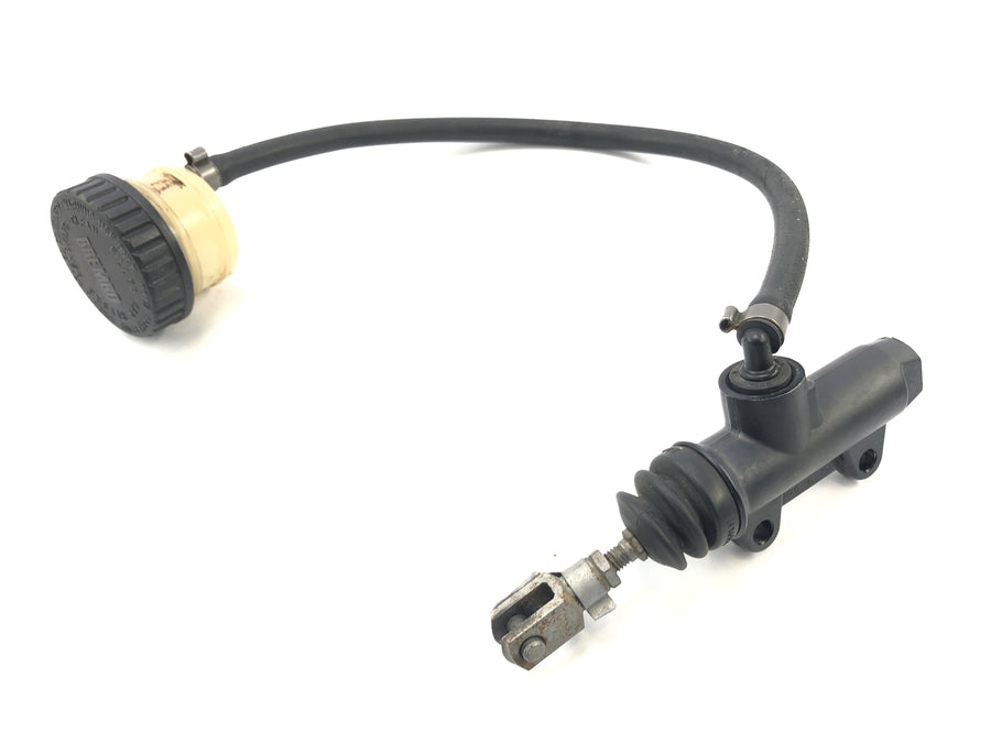 BMW R 1100 S R11S [2005] - brake pump behind