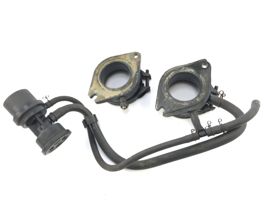 Yamaha XV 750 5G5 [1982] - intake in the intake suction gum set