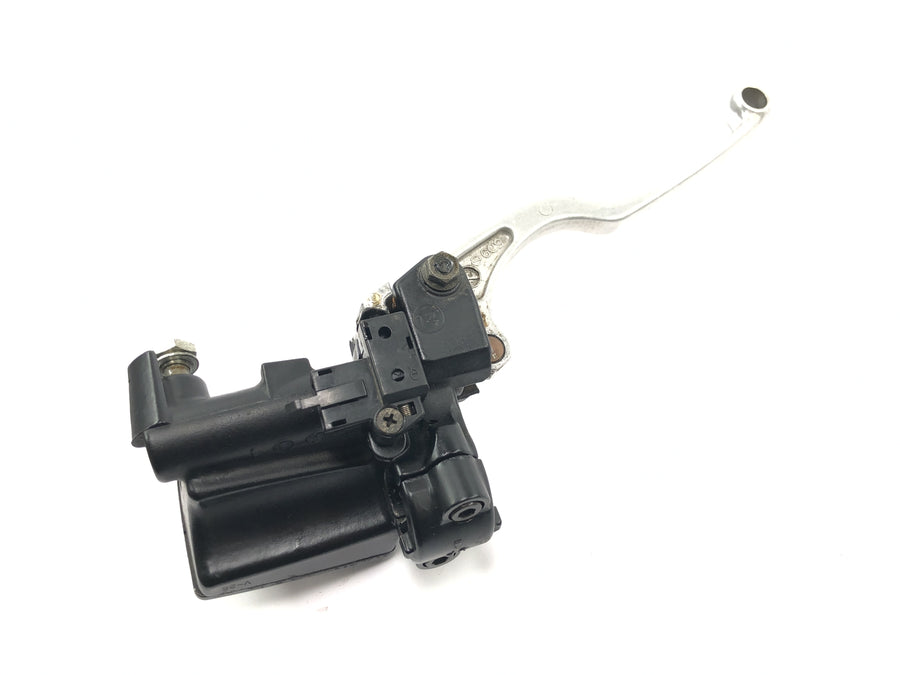Triumph Adventurer 900 T309RT [1998] - Clutch pump handlebar fitting on the left