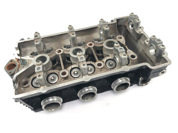 Triumph Tiger 900 T400 [1998] - Cylinder head valve head engine cylinder head