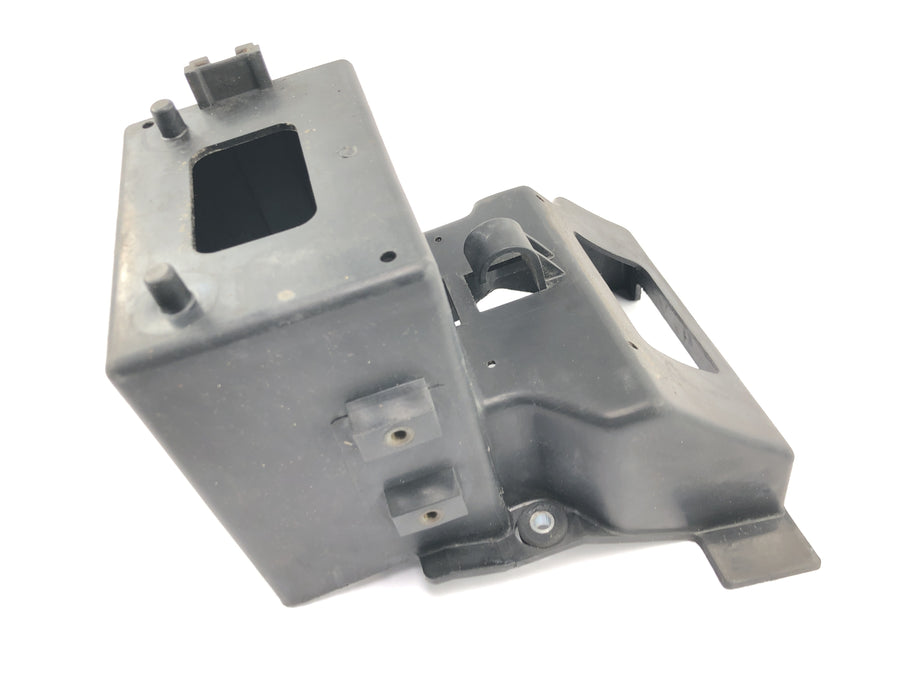 Kawasaki GPZ 1000 RX ZXT00A [1986] - Battery box battery compartment holder battery box