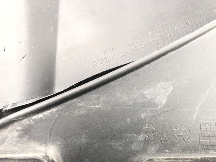 SWM SM 125 R [2018] - cooler cladding side parts cladding on the left right plastic