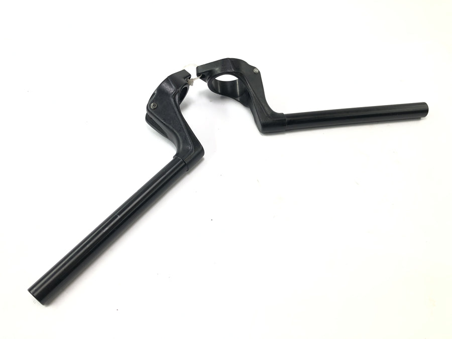 Aprilia RST 1000 Futura [2002] - handlebar fum on the left and right