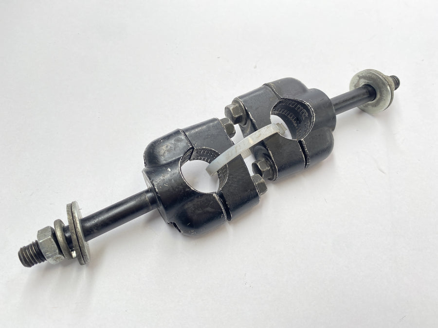 Yamaha XT 600 Z Ténéré 1VJ [1986] - handlebar holder riser grip bracket clamping holder set couple
