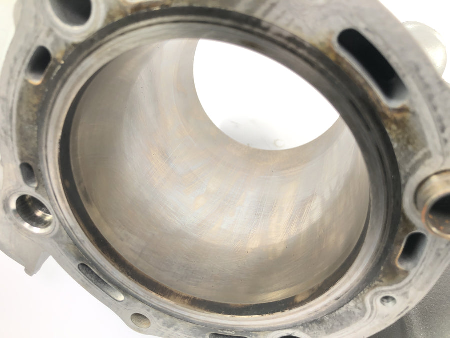 Kawasaki VN 1600 Classic VNT60A [2007] - Cylinder with rear piston
