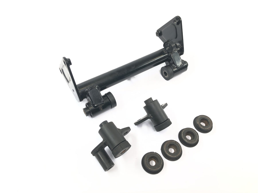 Kawasaki VN 1600 Classic VNT60A [2007] - Engine mount engine mount bracket