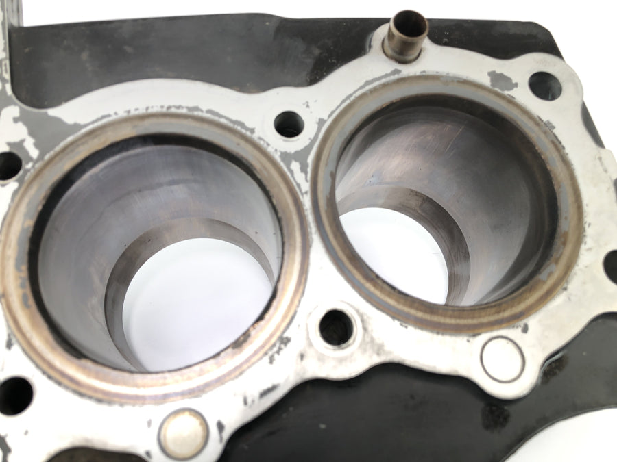Honda CBX 750 RC17 [1984] - cylinder with piston cylinder block 747cccm