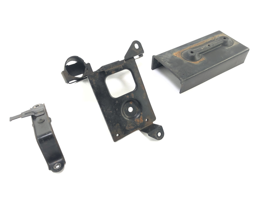 Kawasaki VN-15 VNT50A [1989] - Battery compartment