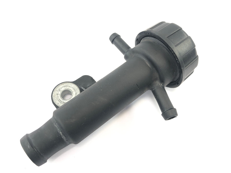Aprilia RSV 1000 RP Mille [2001] - Coolant filler neck