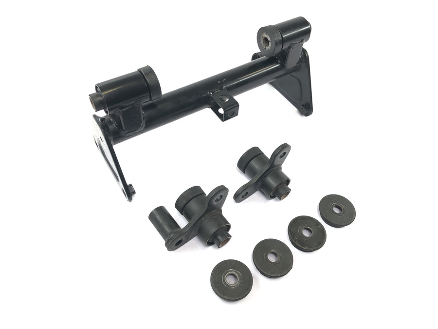 Kawasaki VN 1600 Classic VNT60A [2007] - Engine mount engine mount bracket