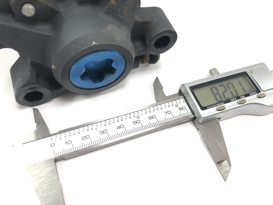 Yamaha YZF R1 RN04 [2001] - Rear brake caliper