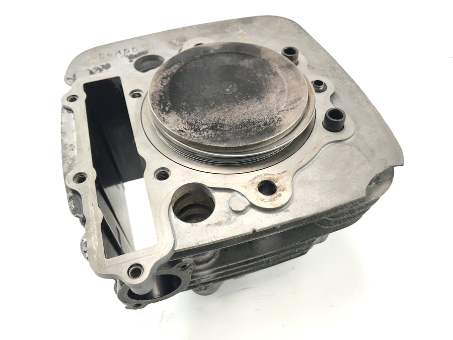 Yamaha XT 600 43F [1985] - cylinder with piston