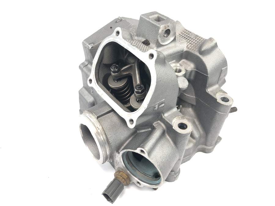 Yamaha MT 03 RM02 [2007] - Cylinder head valve control housing camshaft housing