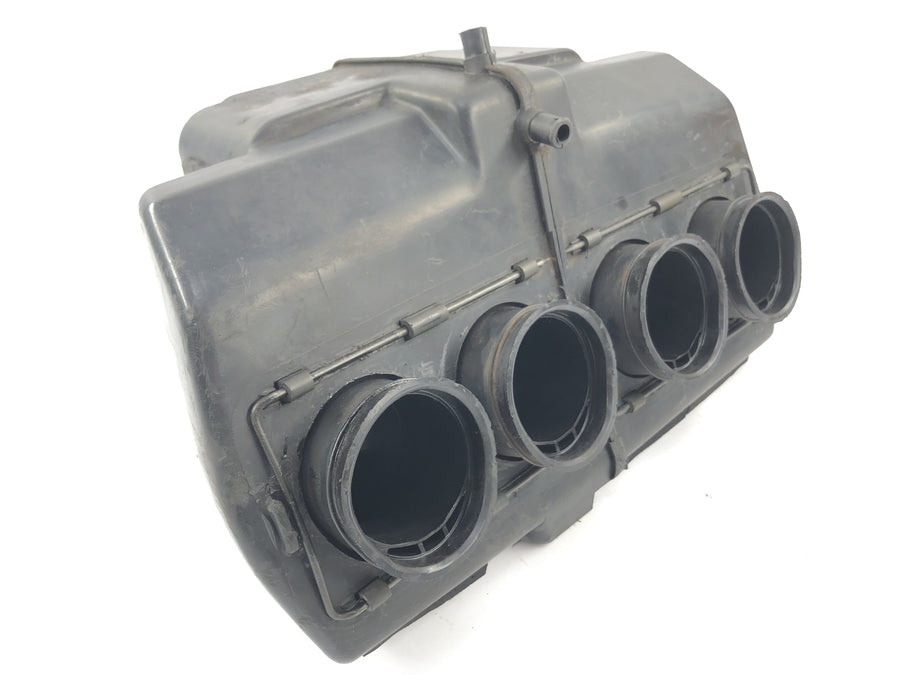 Suzuki GSX R 1100 GV73B [1990] - Airbox air filter box